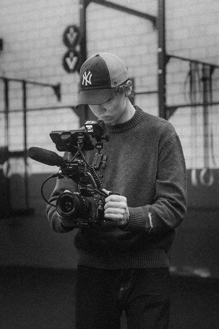 Lua Hell behind the camera on set